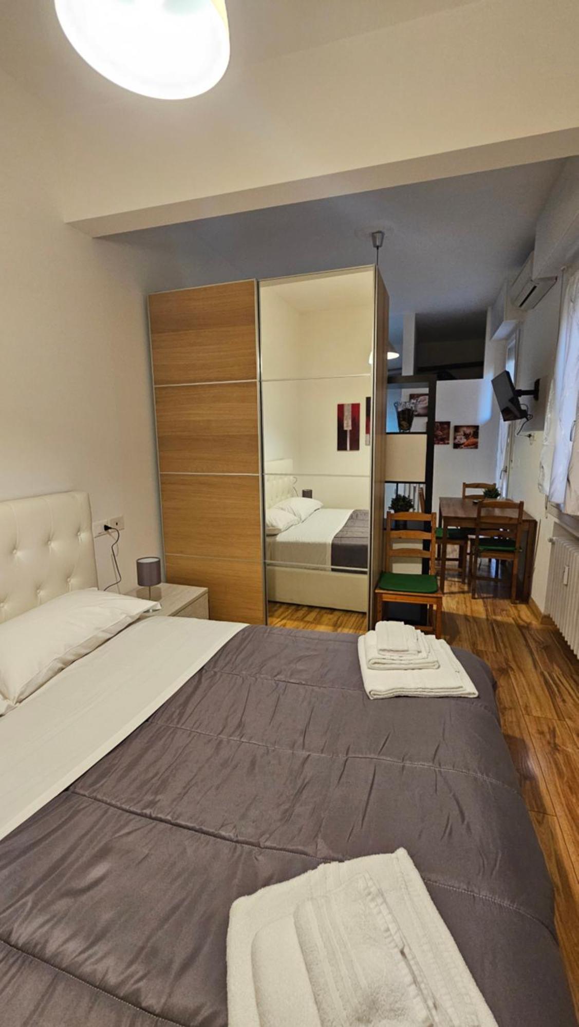 Residenza Ugo Bassi Apartment Bologna Exterior foto