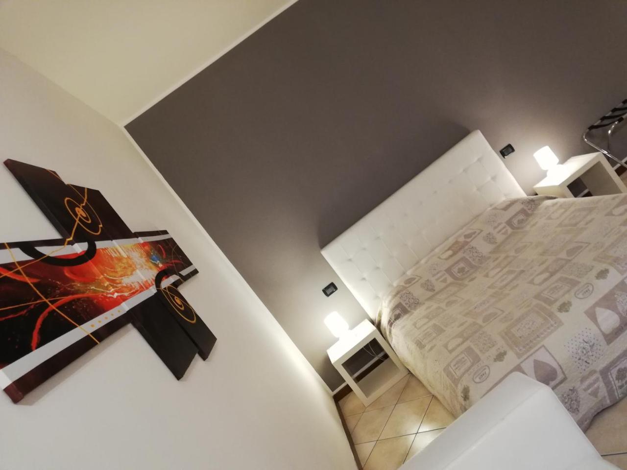 Residenza Ugo Bassi Apartment Bologna Exterior foto